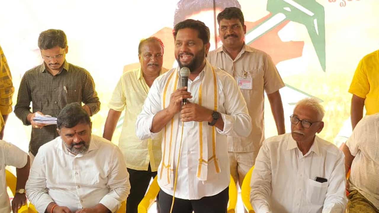 Free Bus | భర్తలు విసుక్కుంటే పడకండి.. ఫ్రీ బస్‌ ఎక్కి పుట్టింటికి వెళ్లిపోండి.. టీడీపీ ఎమ్మెల్యే కామెంట్స్‌ వైరల్‌