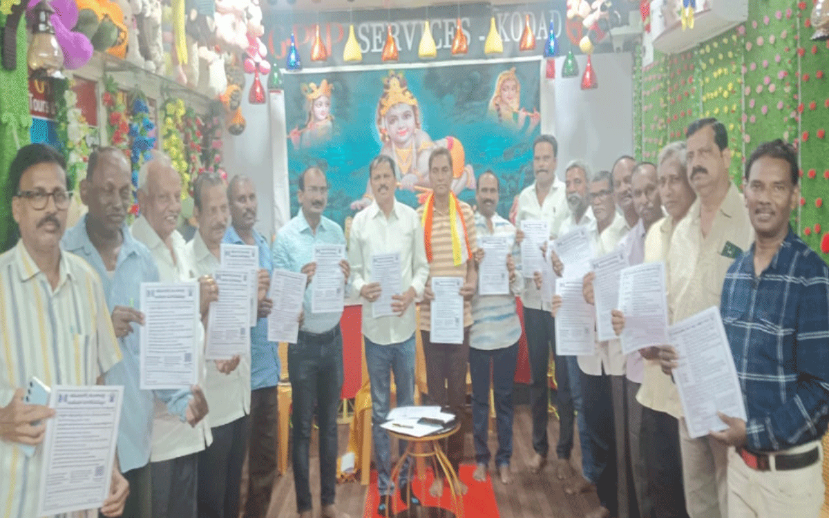 Kodada : యోగ విద్యను పాఠ్యాంశాల్లో చేర్చాలి : మరికంటి వెంకట్