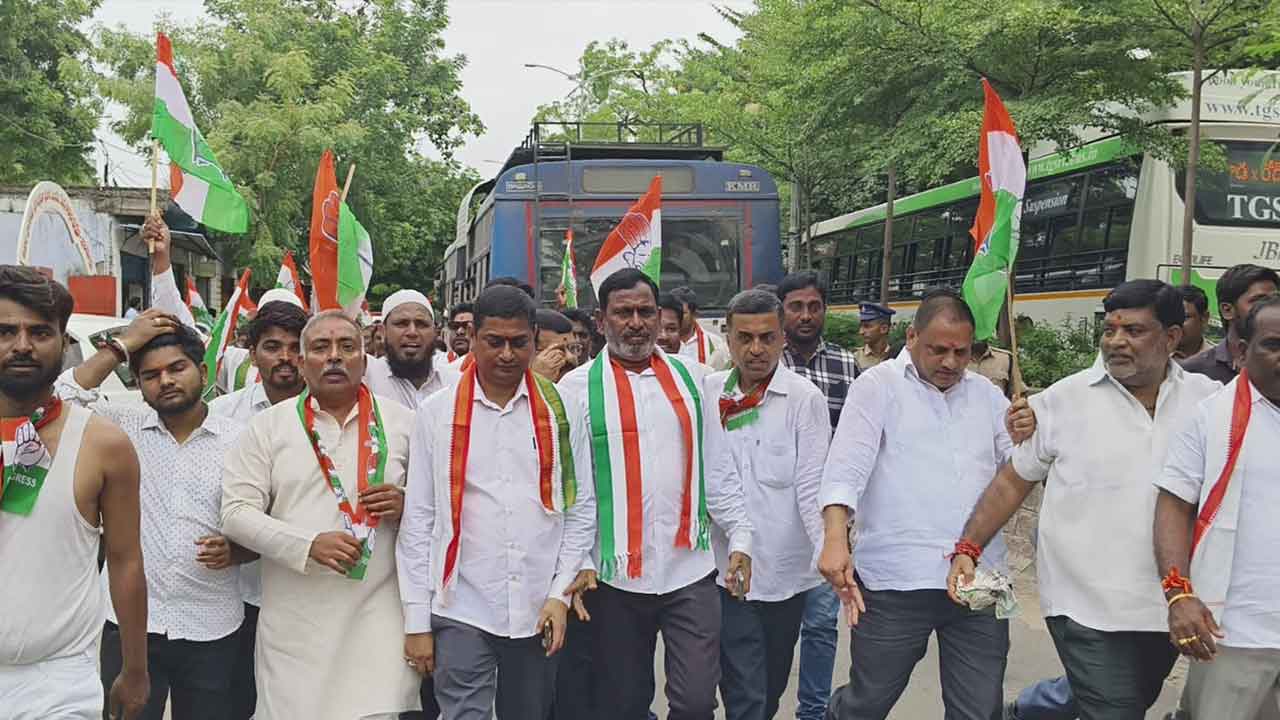 Modi | దొంగ ఓట్లతో అధికారంలోకి వచ్చిన ప్రధాని మోదీ రాజీనామా చేయాలి : మానాల మోహన్ రెడ్డి