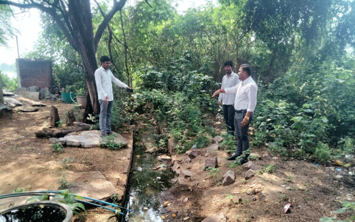 Nalgonda : గ్రామాల్లో విష జ్వరాలు ప్రబలకుండా చర్యలు : ఎంపీడీవో యాకూబ్ నాయక్