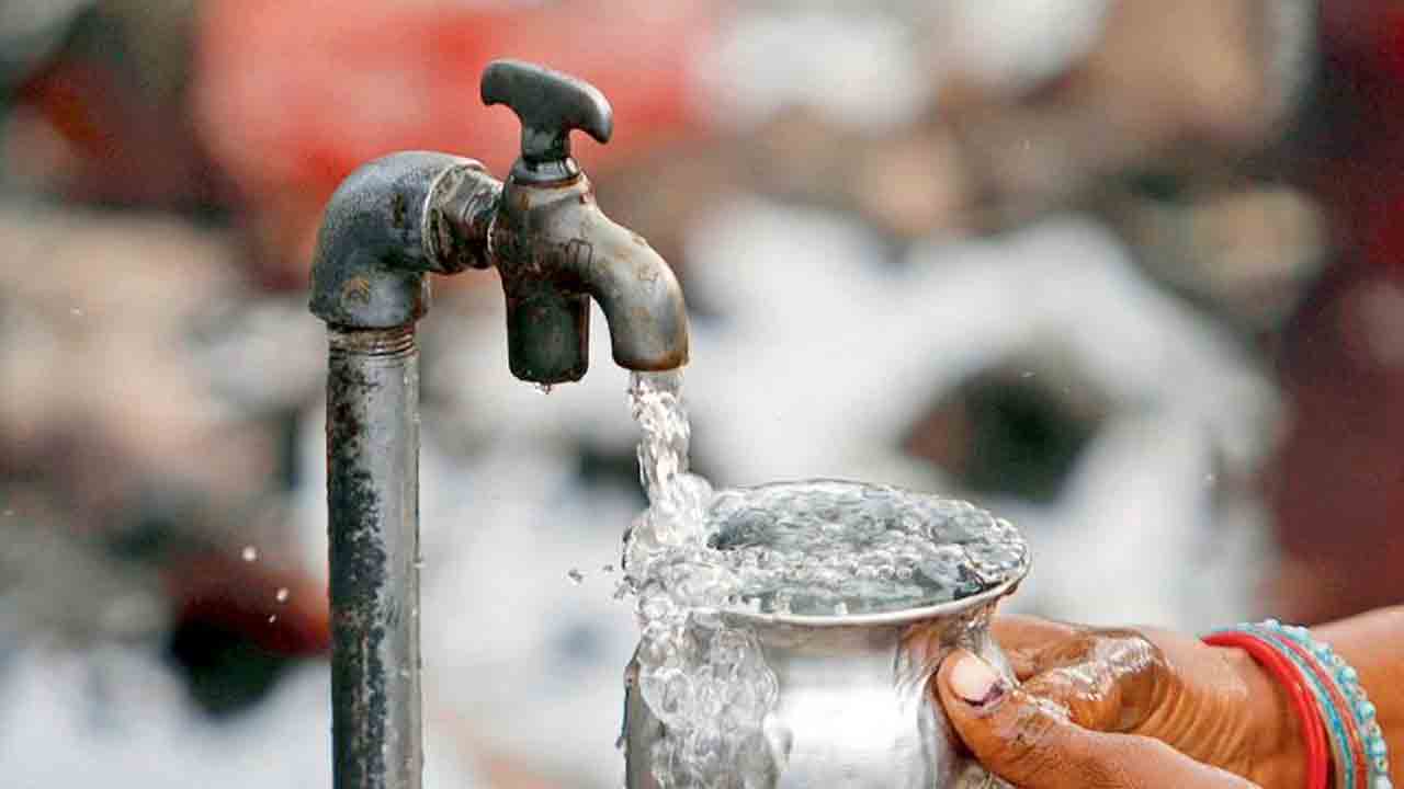 Munipalli | ఆ 5 లక్షలు ఏమైనట్లు ?.. 3 నెలలైనా గ్రామాలకు చేరని నిధులు!