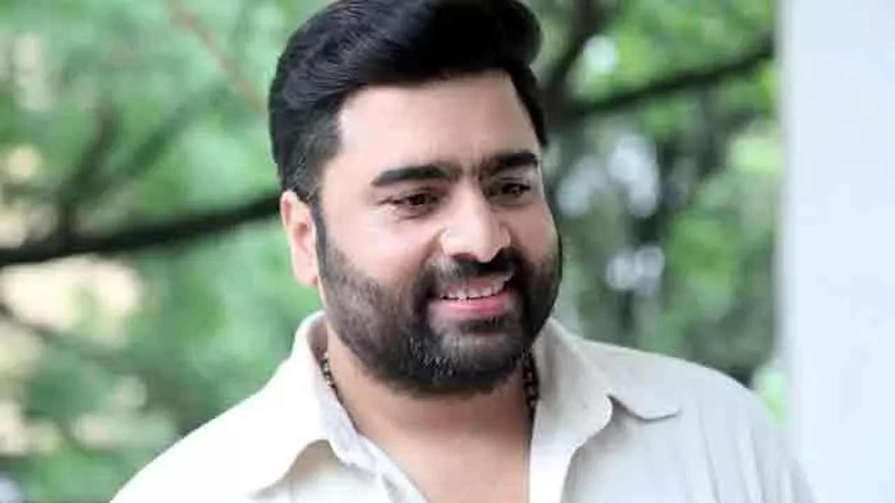 Nara Rohit | సరైన సమయంలో రాజకీయాల్లోకి వస్తా.. నారా రోహిత్ కీలక వ్యాఖ్యలు