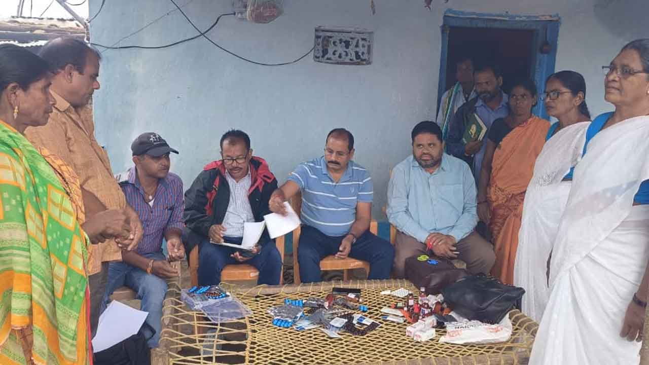 Adilabad | వైద్య శిబిరాలను సద్వినియోగం చేసుకోవాలి : డాక్టర్ జితేందర్ రెడ్డి