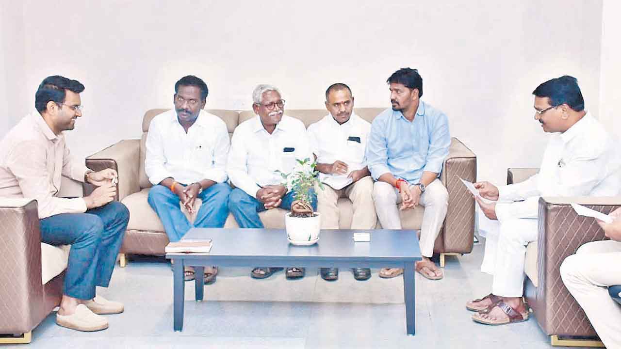 పట్టింపులేని ప్రభుత్వం