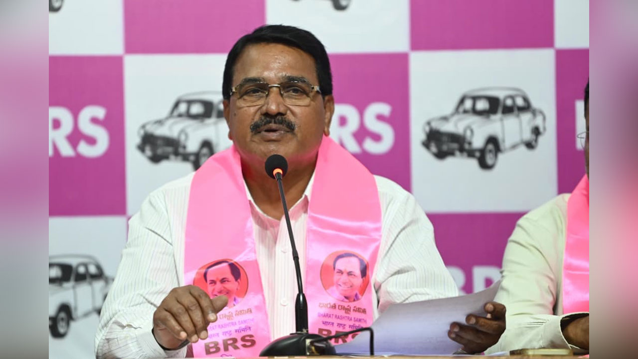 Niranjan Reddy | కామన్ సెన్స్ ఉంటే రైతుల బాధలు తీర్చండి.. సీఎం రేవంత్కు నిరంజన్ రెడ్డి చురకలు