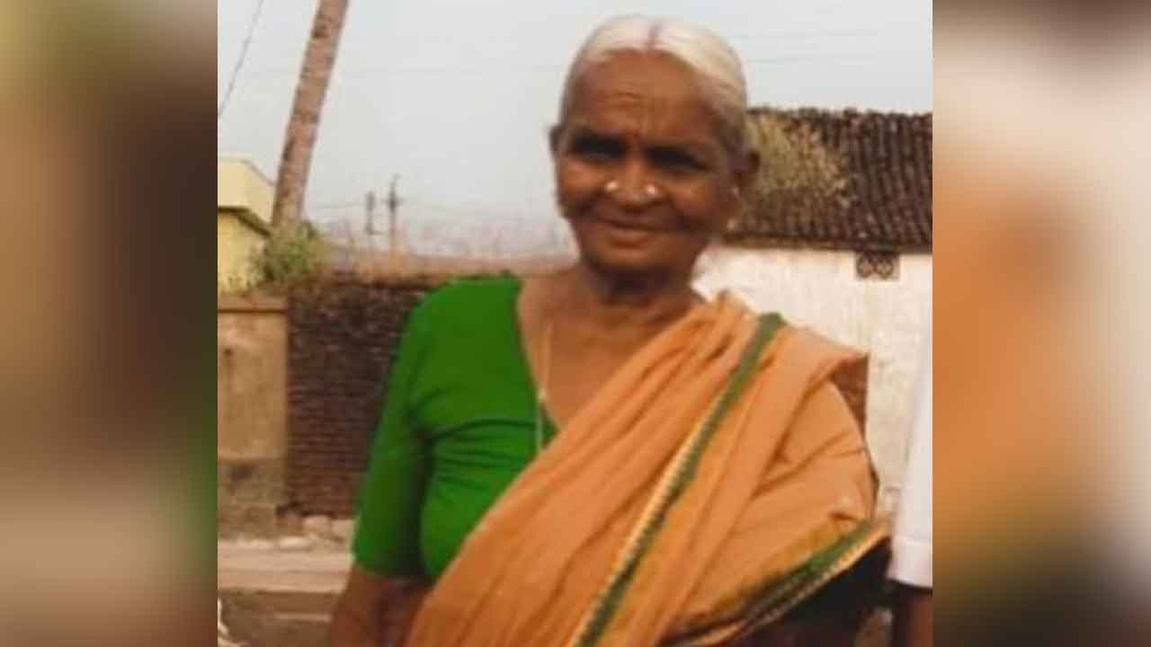 Commits suicide | నర్సింగాపూర్‌లో బావిలో దూకి వృద్ధురాలి ఆత్మహత్య