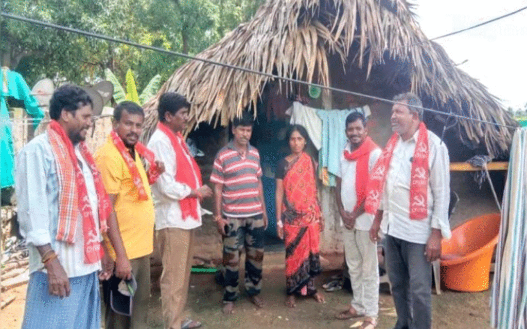Penpahad : కాంగ్రెస్ నాయకుల అనుచరులకే ఇందిరమ్మ ఇండ్లు : రణపంగ కృష్ణ