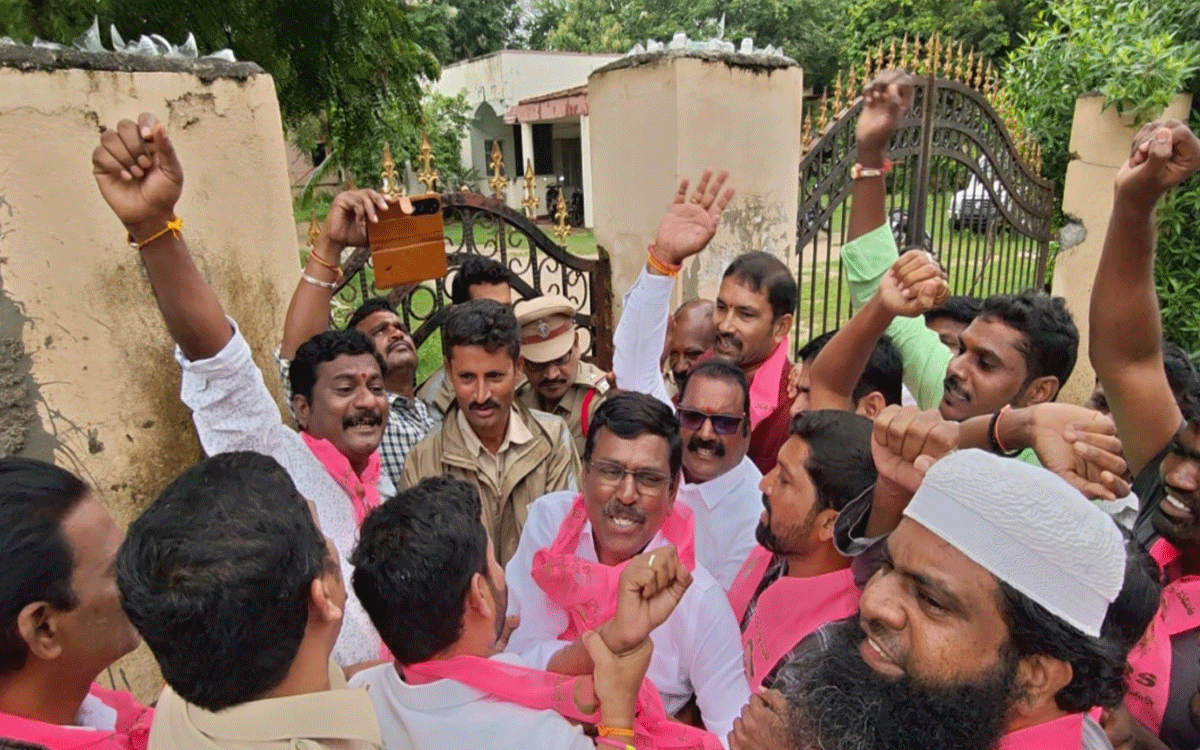 Bibinagar : కాంగ్రెస్ వైఫల్యాలను ప్రజాక్షేత్రంలో ఎండగడతాం : పిట్టల అశోక్‌ ముదిరాజ్‌