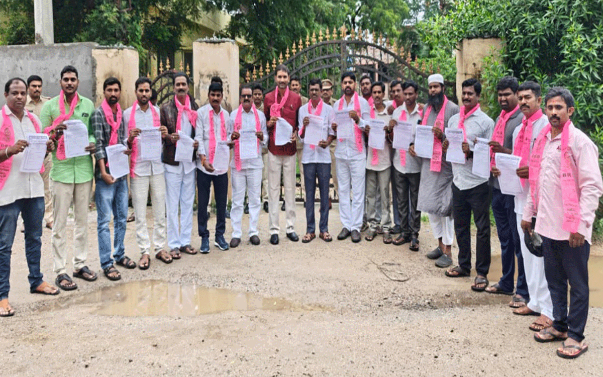 Bibinagar : కాంగ్రెస్ వైఫల్యాలను ప్రజాక్షేత్రంలో ఎండగడతాం : పిట్టల అశోక్‌ ముదిరాజ్‌