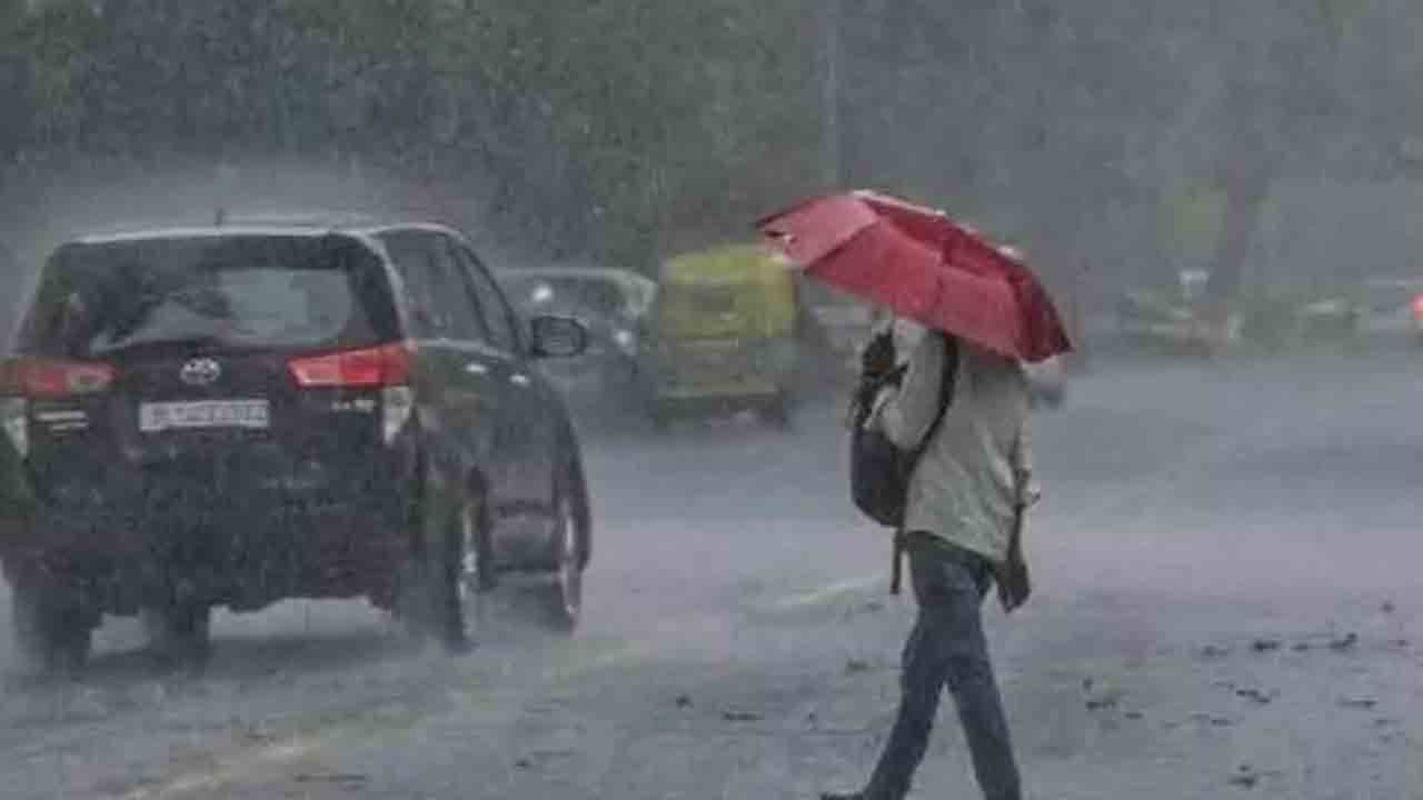 Heavy Rain | మెదక్లో మళ్లీ భారీ వాన.. బాలాజీ మఠం వరకూ రోడ్లన్నీ జలమయం..!