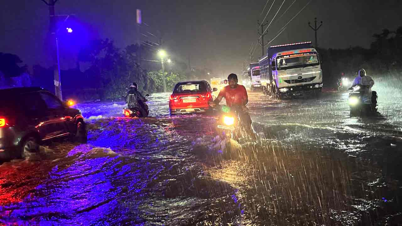 Heavy Rains | హైద‌రాబాద్‌లో భారీ వ‌ర్షాలు.. గ‌త 10 రోజుల్లో న‌మోదైన వ‌ర్షపాతం వివ‌రాలివే..