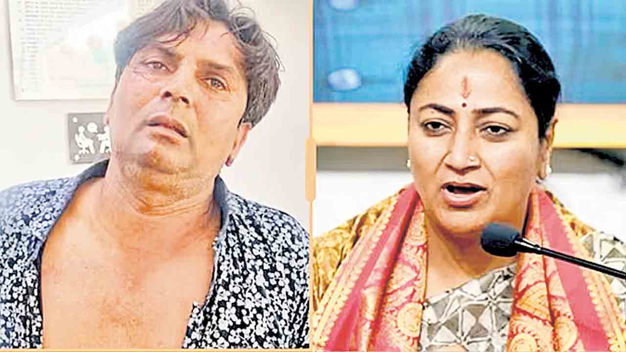 ఢిల్లీ సీఎం రేఖాగుప్తాపై దాడి