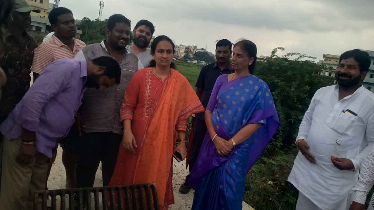 MLA Sabitha | ముంపు సమస్య పరిష్కారానికి చర్యలు తీసుకోండి : ఎమ్మెల్యే సబితా ఇంద్రారెడ్డి