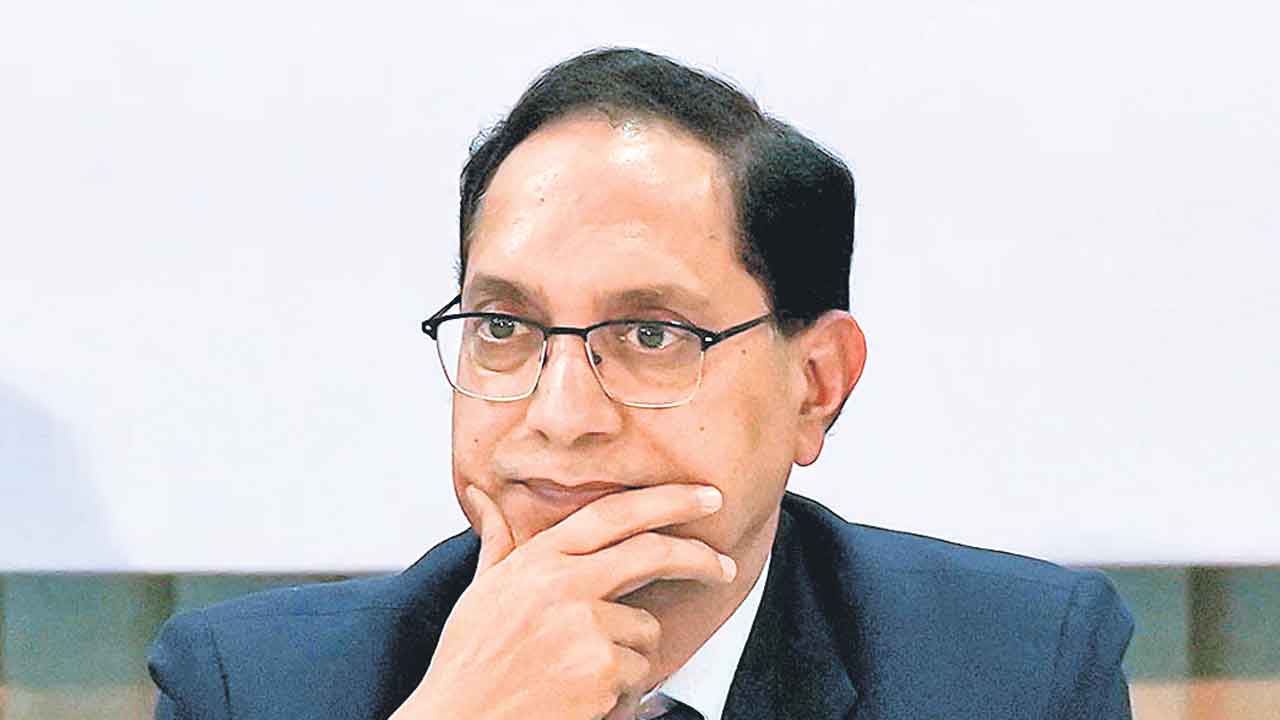 గ్రే మార్కెట్‌కు చెక్‌!