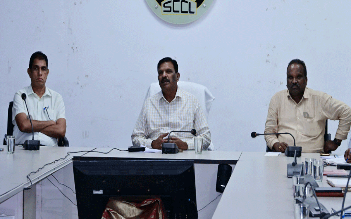 Ramavaram : మిషనరీ వినియోగం, కార్మికుల పని గంటలు పెరగాలి : జీఎం షాలెం రాజు