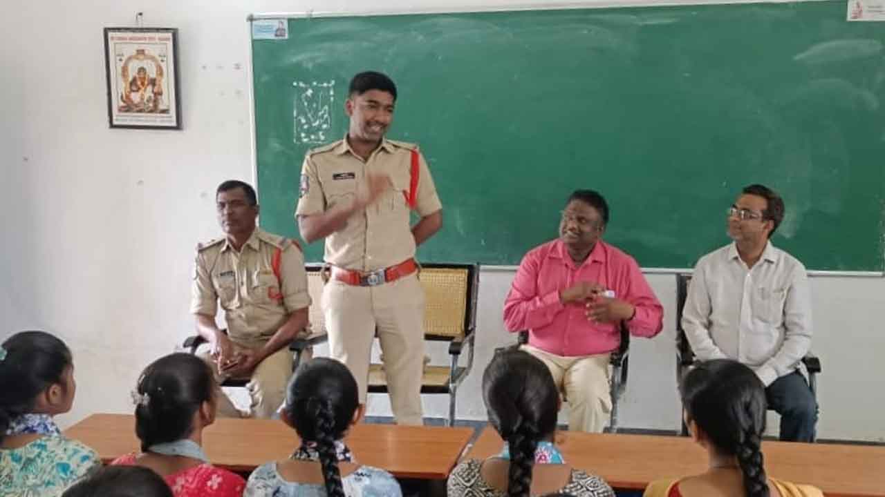 Drugs | యువత మాదకద్రవ్యాల బారిన పడొద్దు : ఎస్‌ఐ కృష్ణారెడ్డి