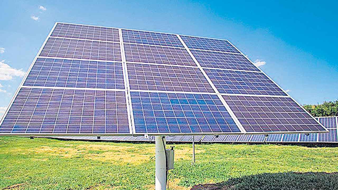 PM Kusum | పీఎం కుసుమ్‌ పెనుభారం.. 2 మెగావాట్ల ప్లాంట్‌ ధర 8 కోట్లట!