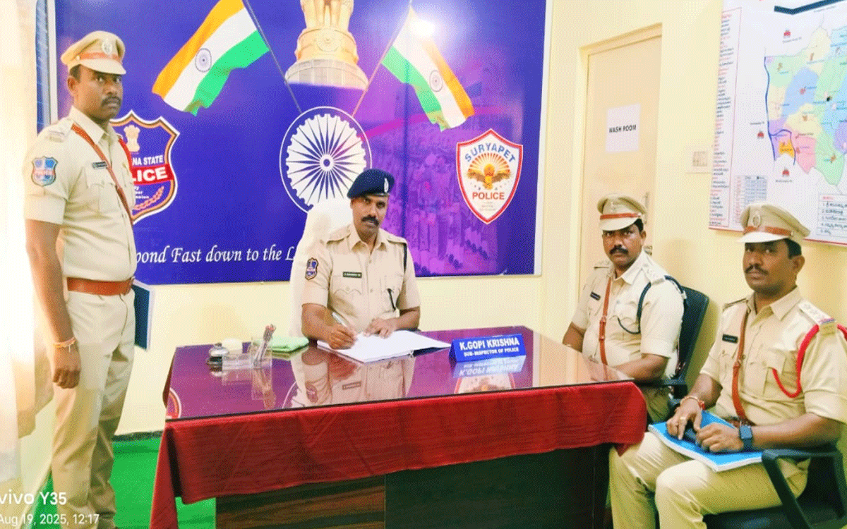 Penpahad : ప్ర‌తి విష‌యాన్ని రికార్డ్స్‌లో న‌మోదు చేయాలి : ఎస్పీ నర్సింహా