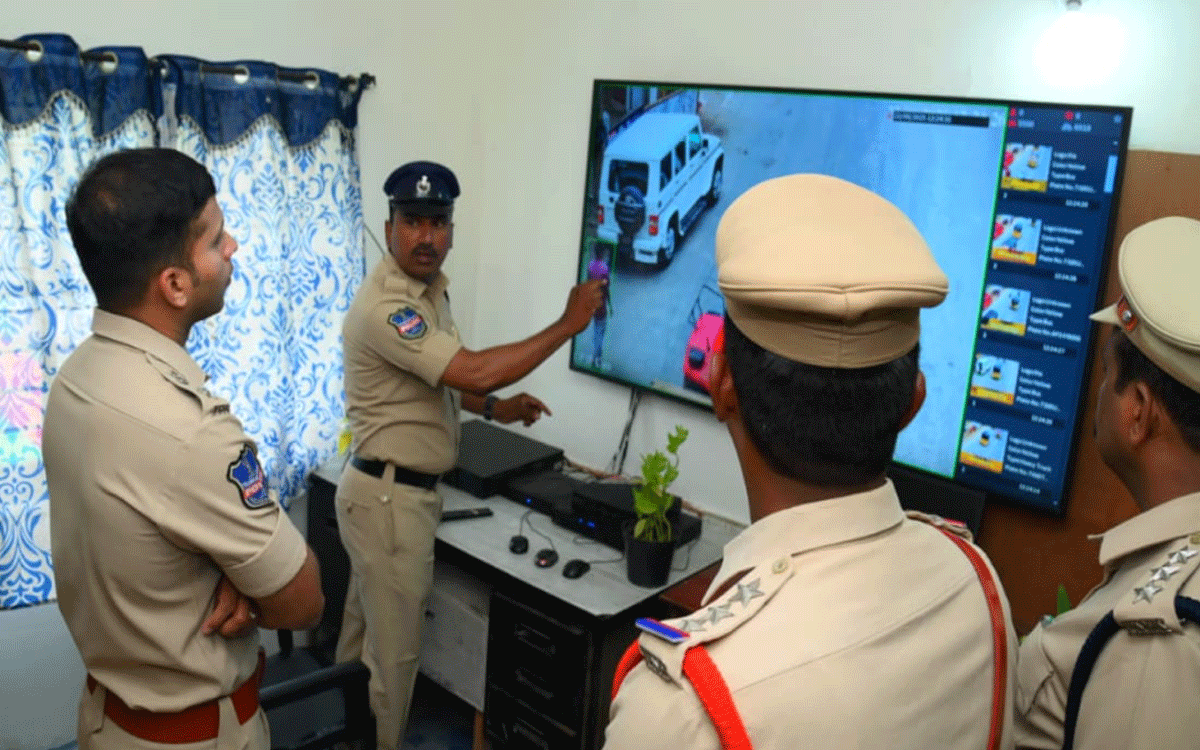 Nalgonda : ఫిర్యాదుల‌పై త‌క్ష‌ణం స్పందించాలి : ఎస్పీ శరత్ చంద్ర పవార్