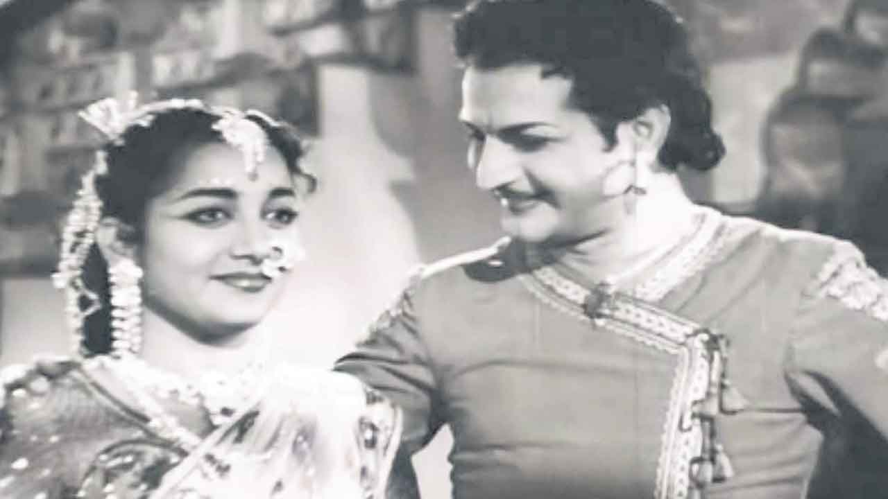 ఎన్ని యుగాలైనా.. ఇది యిగిరిపోని గంధం!