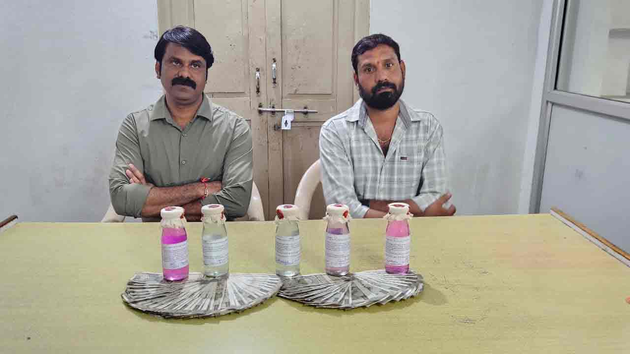 ACB Raids | ఏసీబీకి చిక్కిన వ‌న‌స్థ‌లిపురం స‌బ్ రిజిస్ట్రార్