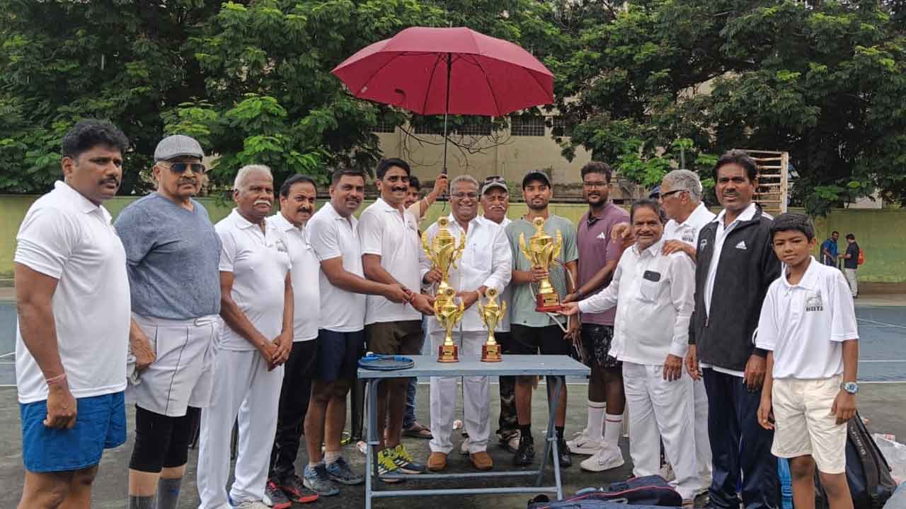 Tennis | హనుమకొండలో టెన్నిస్ క్రీడాభివృద్ధికి కృషి చేస్తా : మహ్మద్‌ అజీజ్‌ఖాన్‌
