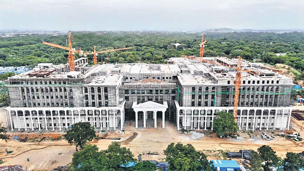 వైద్య రంగానికి కేసీఆర్‌ పెద్దపీట