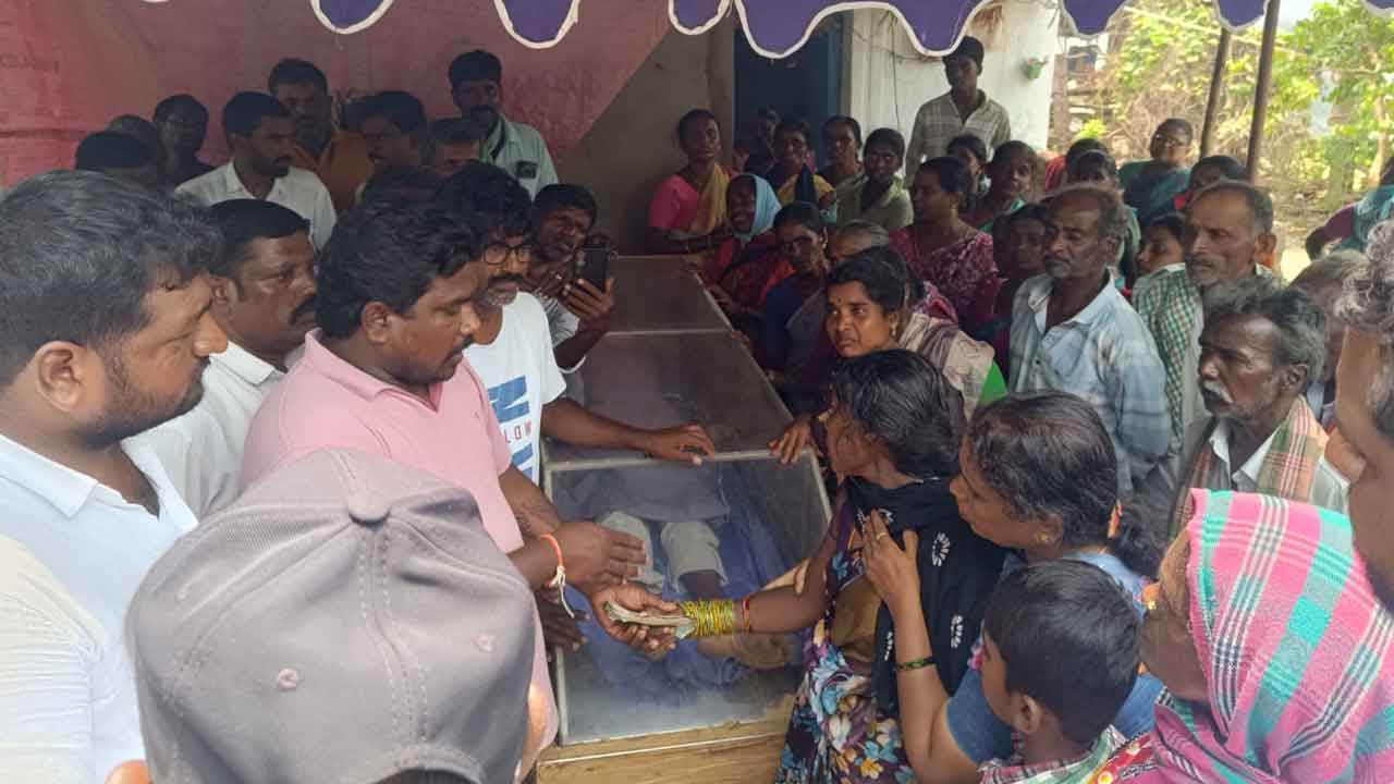 BRS | కార్యకర్తలకు బీఆర్‌ఎస్‌ పాటీ అండగా ఉంటుంది : వల్లుంపల్లి కరుణాకర్‌