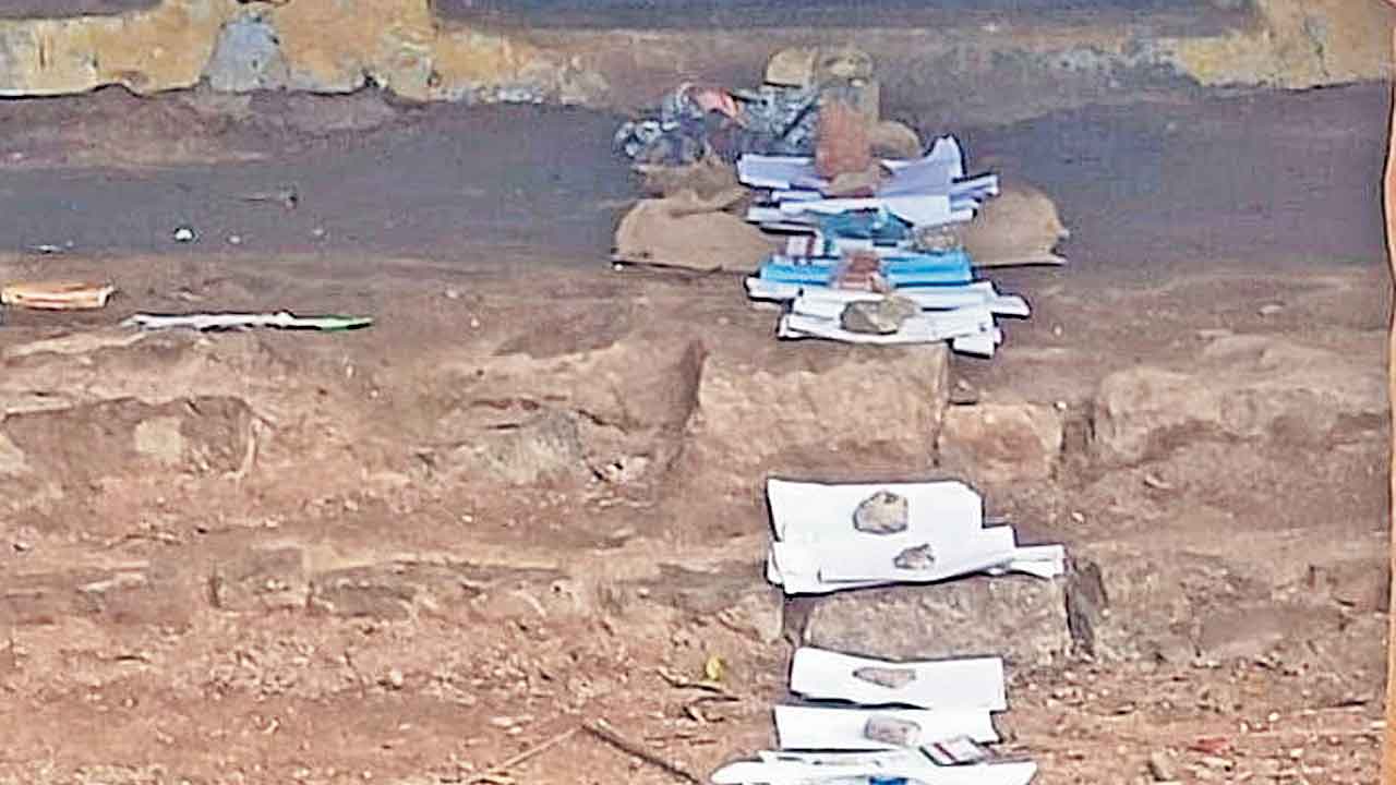 యూరియా తిప్పలు