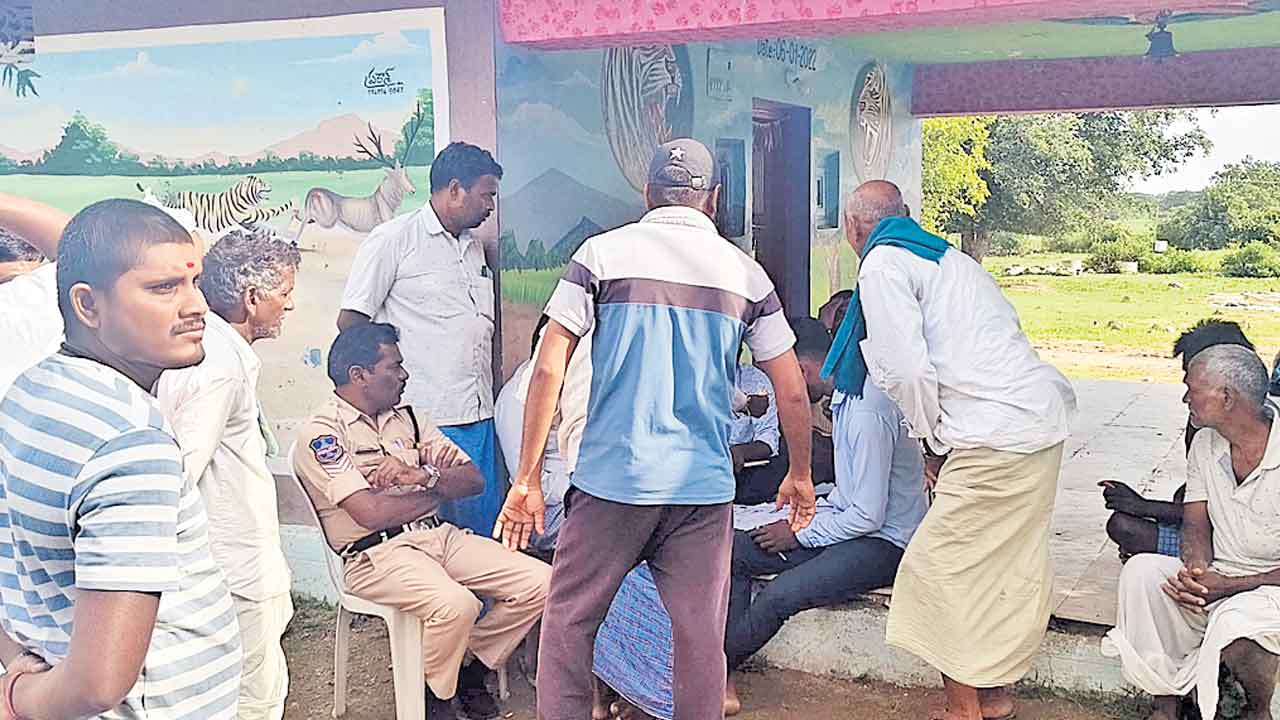 అదుపు చేయలేని స్థాయికి యూరియా సంక్షోభం!