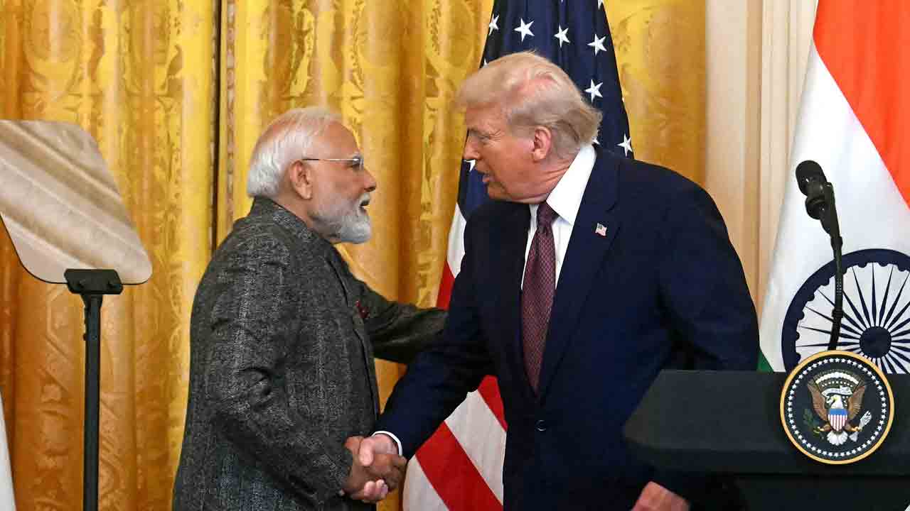 Trump Tariffs | అమెరికా అదనపు సుంకాలు.. వాణిజ్య చర్చల నుంచి వెనక్కి తగ్గిన భారత్‌!