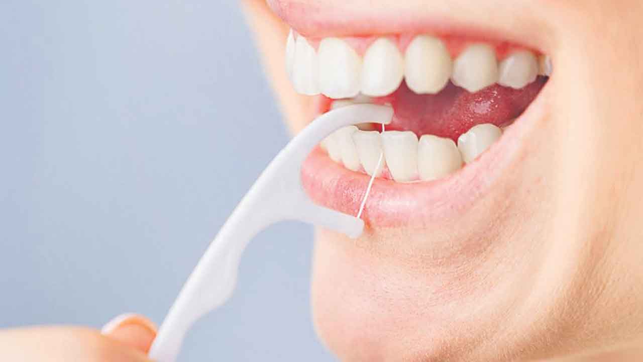 పళ్ల మధ్యన వ్యాక్సిన్‌!