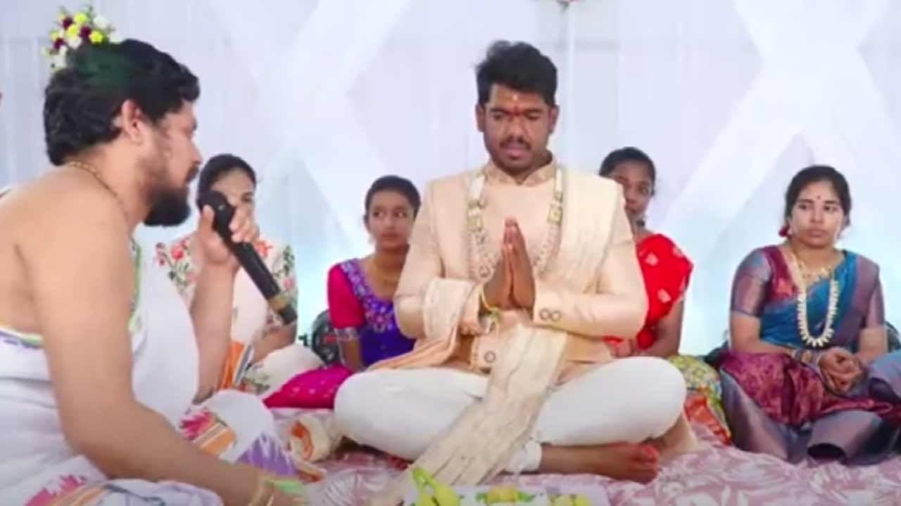 అక్కడ ఆమెకు ఈఎన్‌టీ మహిళా డాక్టర్‌ జ్యాన్యజాయ్‌ రూయిజ్‌ అంజర్‌ ట్రీట్‌మెంట్‌ ఇచ్చింది.