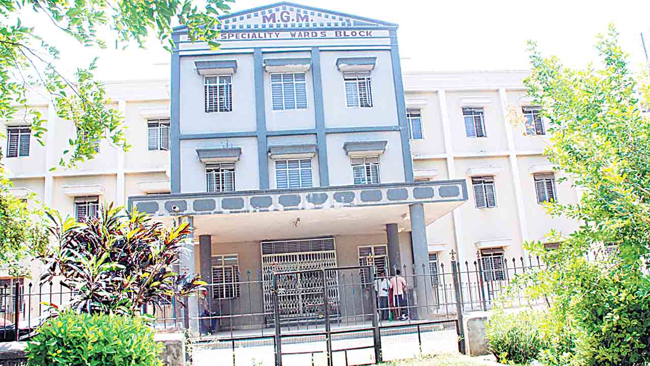 చేరిందొకచోట.. చేసేది మరోచోట