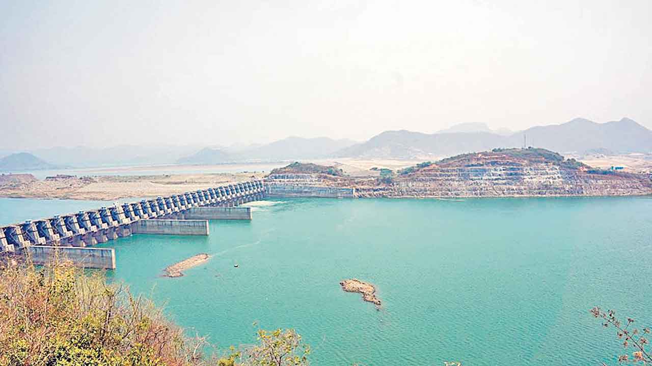 జలహక్కులపై ఉమ్మడి కుట్రలు