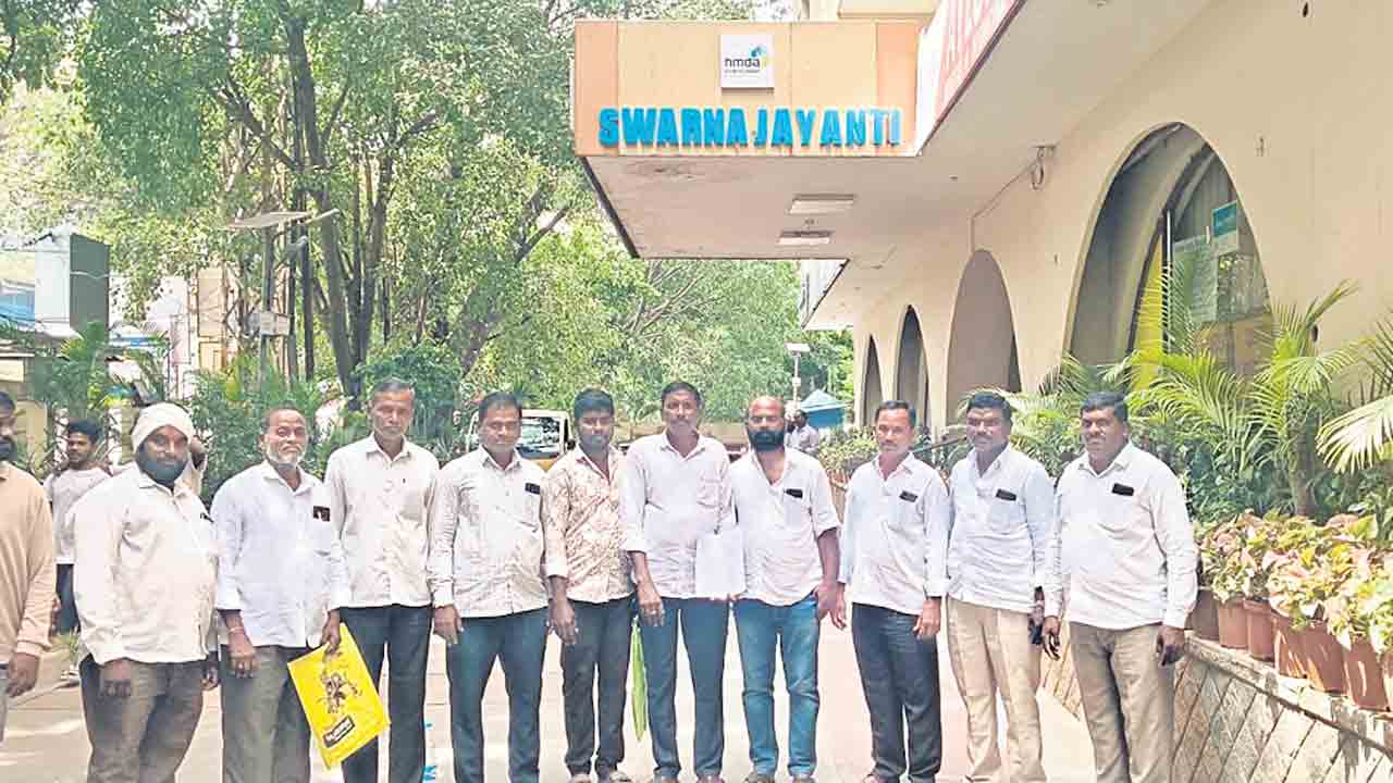 అన్నదాతల్లో ఆర్‌ఆర్‌ఆర్‌ టెన్షన్‌