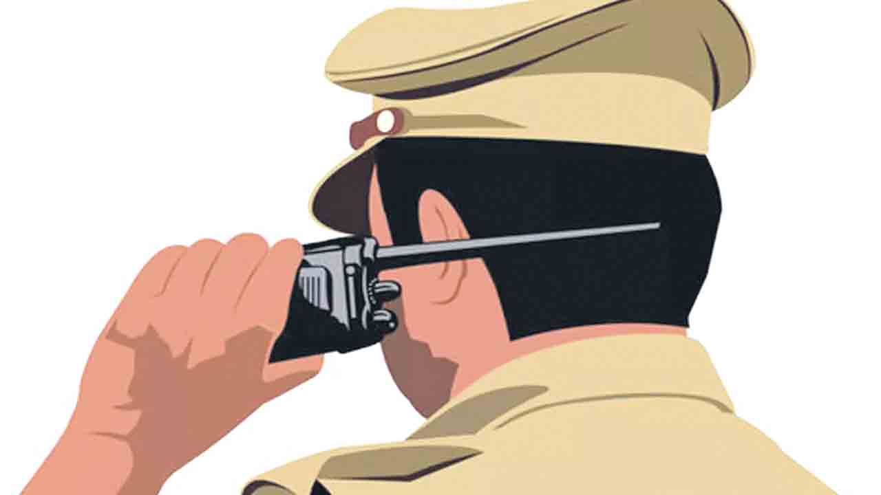 ‘బిగ్‌ బ్రదర్‌’తో ఓ ఉన్నతాధికారి కుమ్మక్కు.. ఒక్కో బదిలీకి రూ.20 లక్షలు!