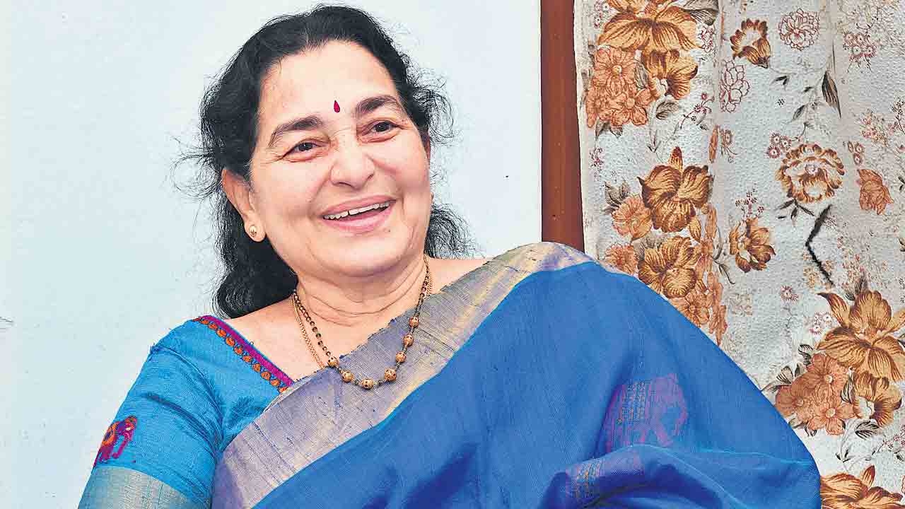 తెలంగాణ భాషకు తల్లివేరు కాళోజీ