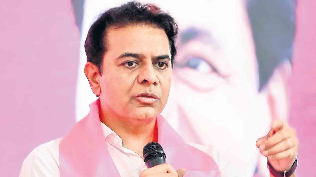 హైడ్రాపేరుతో దోపిడీ.. కాంగ్రెస్‌ అహంకారానికి ఓటుతో బుద్ధిచెప్పాలి: కేటీఆర్‌