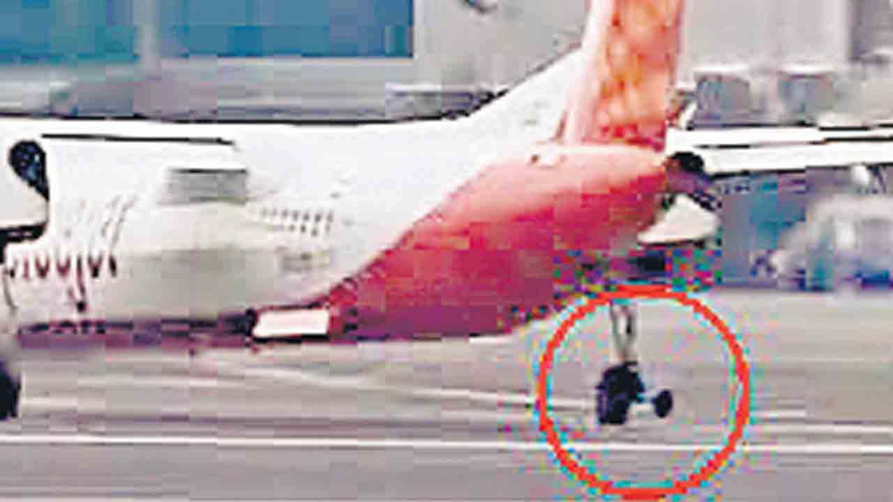 టేకాఫ్‌ సమయంలో ఊడిన టైర్‌.. ముంబైలోఎమర్జెన్సీ ల్యాండింగ్‌