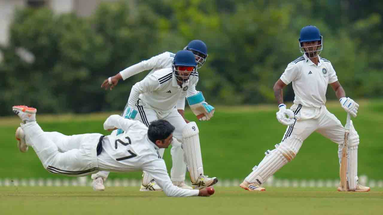 సౌత్జోన్ 426 ఆలౌట్