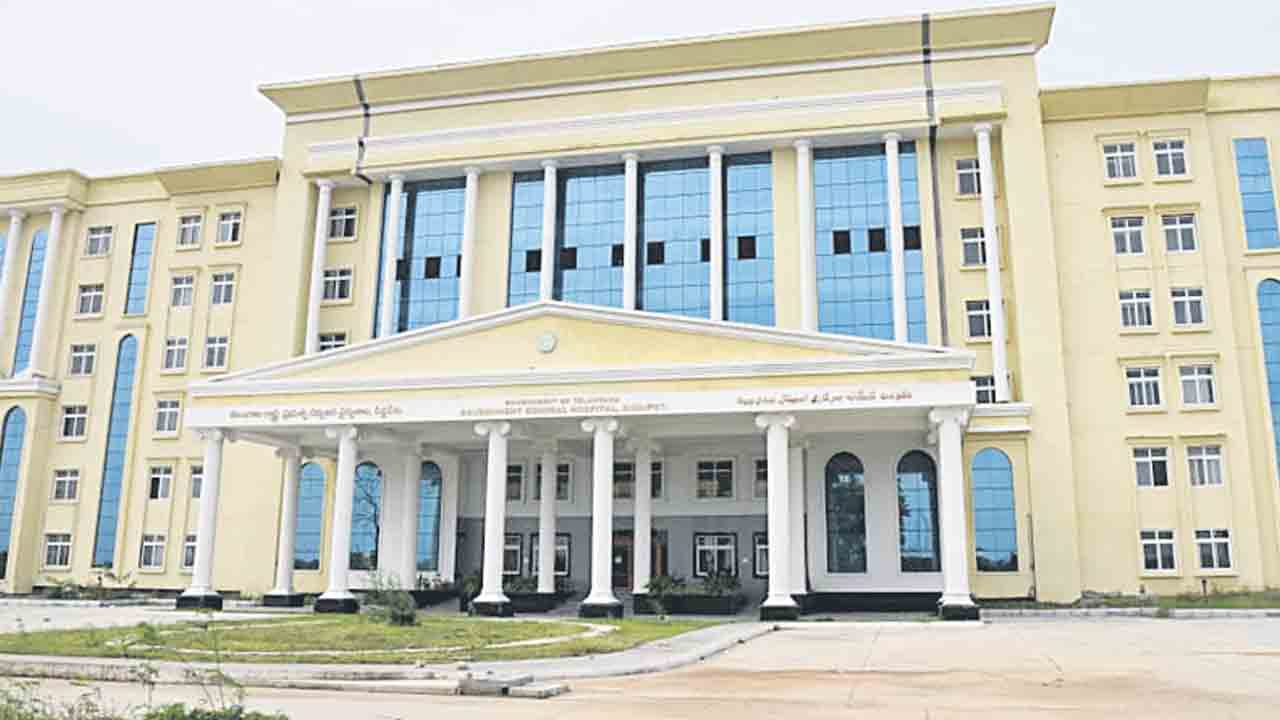 పేదలకు కార్పొరేట్ వైద్యం అందని ద్రాక్షేనా ?