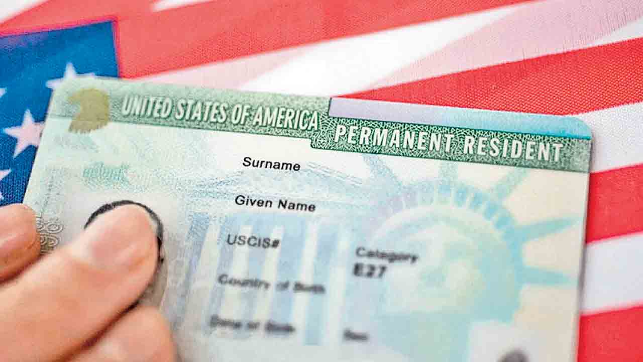 పరీక్షలో నెగ్గితేనే గ్రీన్‌కార్డు.. యూఎస్‌ఐసీఎస్‌ కొత్త నిబంధనలు