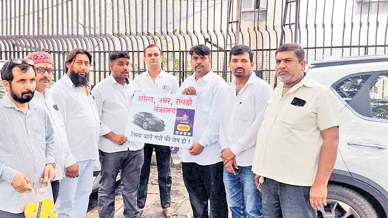 బీజేపీ కూటమికి ఓటు వేసే ప్రసక్తే లేదు.. మహారాష్ట్ర క్యాబ్‌, ఆటో, ట్యాక్సీ డ్రైవర్ల ప్రతిన