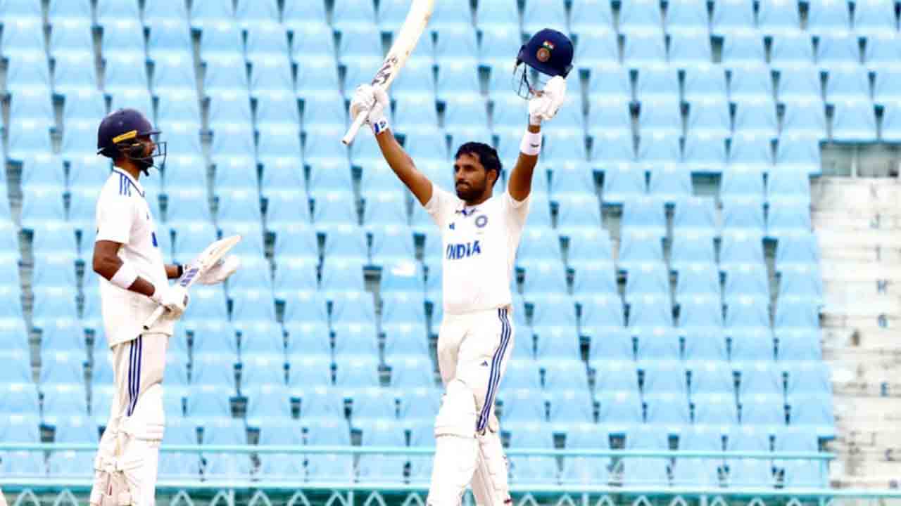 జురెల్‌ శతకం… దీటుగా బదులిస్తున్న భారత్‌