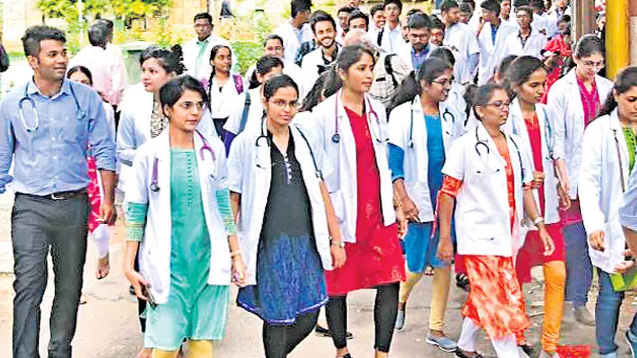 ఎంబీబీఎస్‌ మొదటి విడత సీట్ల కేటాయింపు