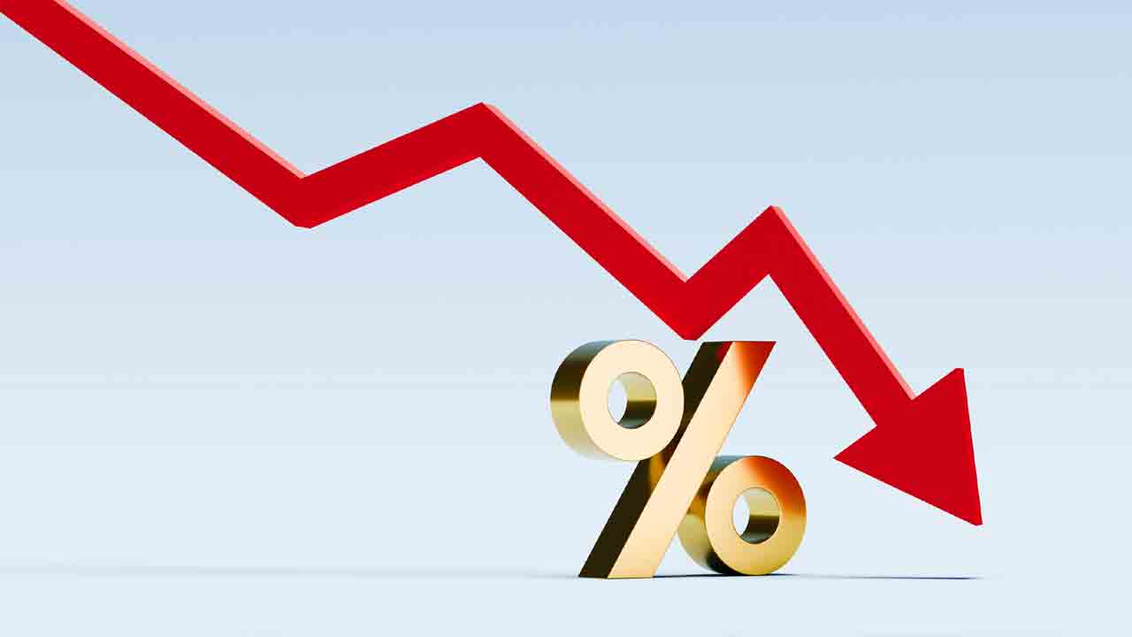 వడ్డీరేట్లను తగ్గించిన బ్యాంకులు.. ఎంసీఎల్‌ఆర్‌కు పావు శాతం కోత