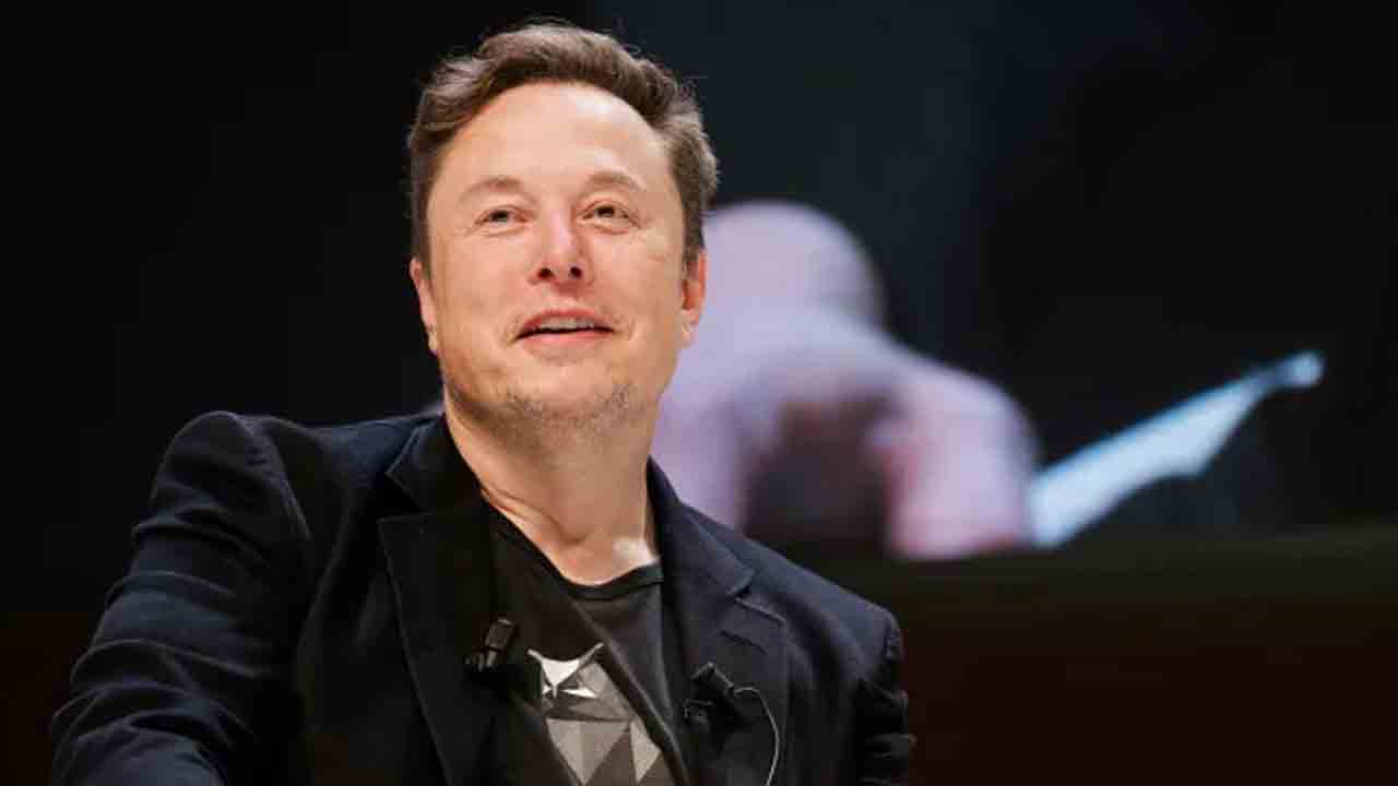 పొగడ్తలు.. మరునాడే విమర్శలు.. హెచ్‌-1బీపై గతంలో మస్క్‌ చేసిన వ్యాఖ్యలపై చర్చ