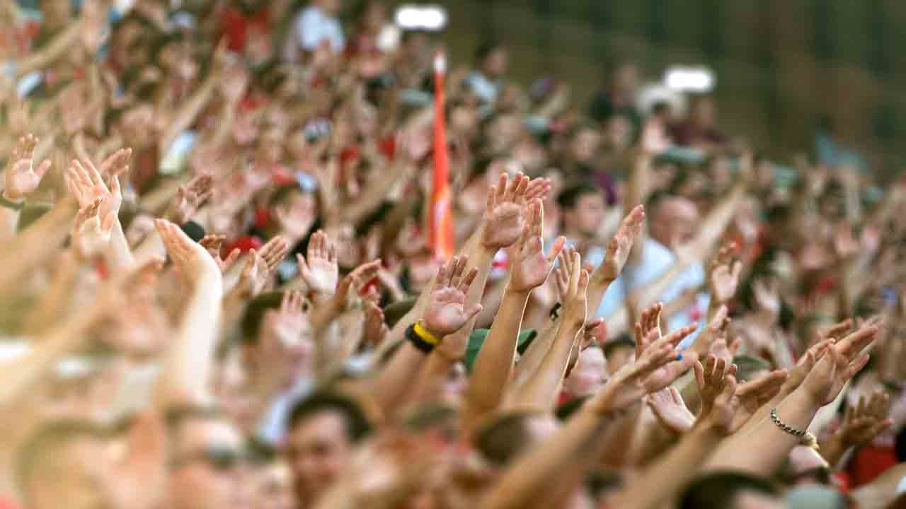 రద్దీ నియంత్రణకు మార్గదర్శకాలు.. భారీ జన సమూహాలపై కేంద్రం జారీ