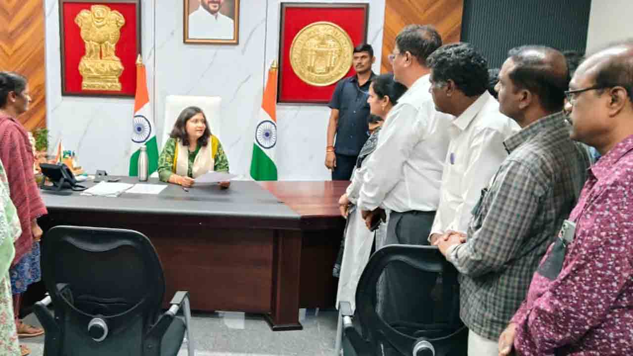 హైడ్రామా మధ్య అరెస్టు